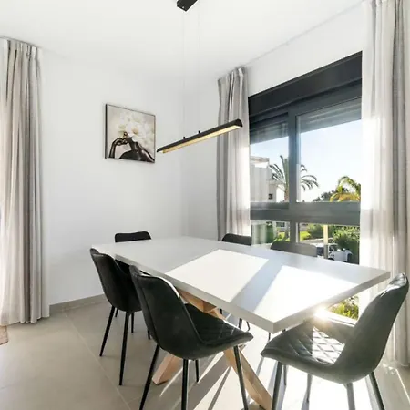 Bouci * Málaga